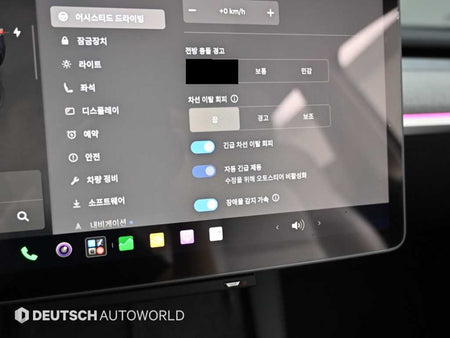 Tesla Model Y — photo 17