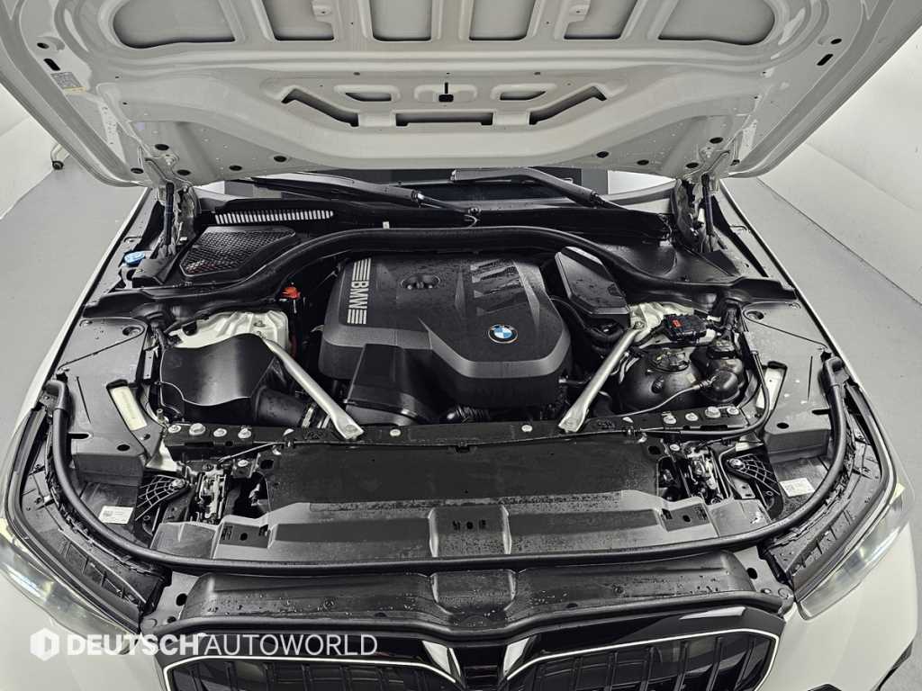 BMW 5-Series — photo 06