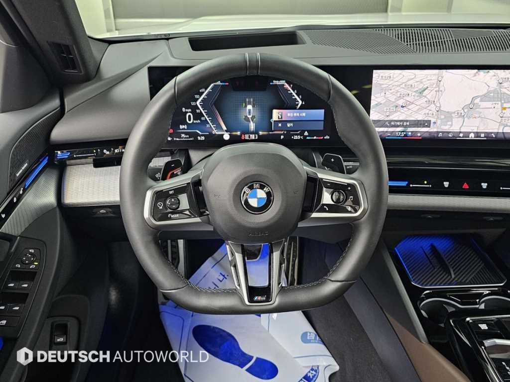 BMW 5-Series — photo 13