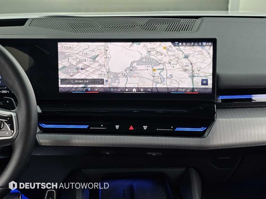 BMW 5-Series — photo 14