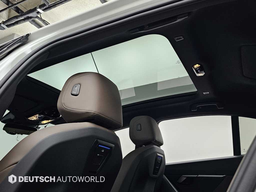BMW 5-Series — photo 18