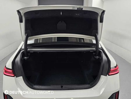 BMW 5-Series — photo 19