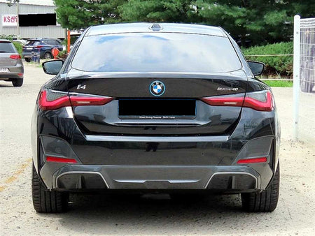 BMW i4 — photo 04