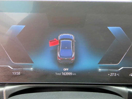 BMW i4 — photo 09