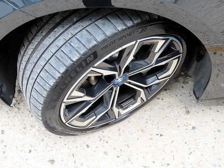 BMW i4 — photo 20