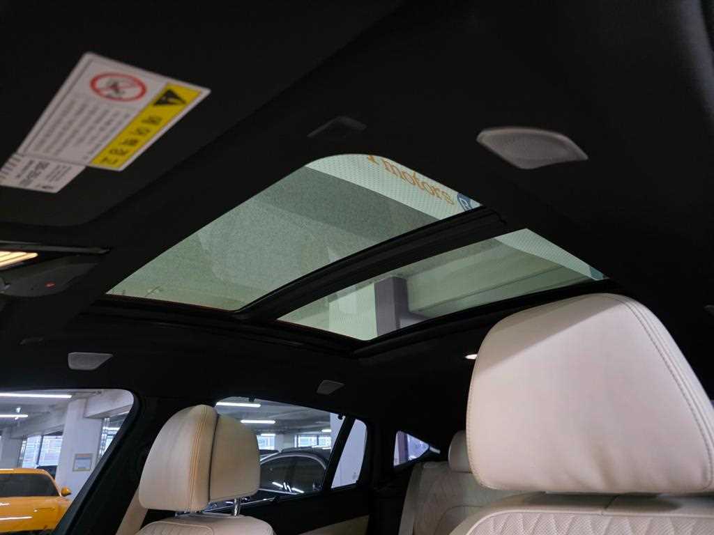 BMW X6 — photo 14