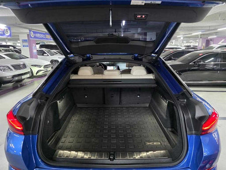BMW X6 — photo 17