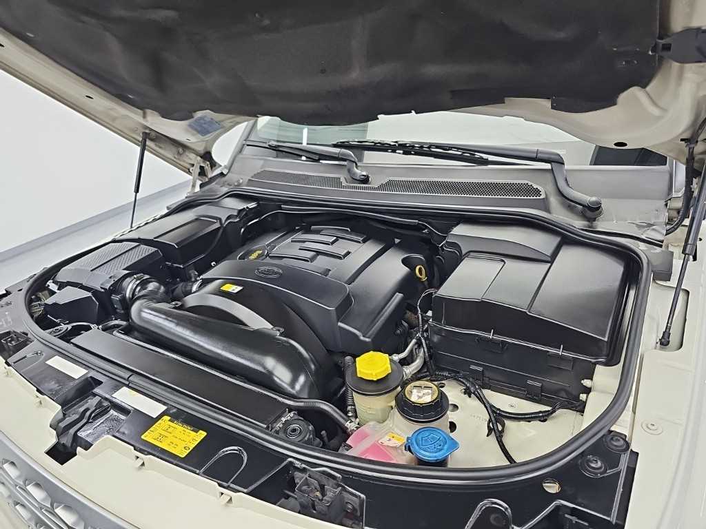 Land Rover Discovery — photo 05