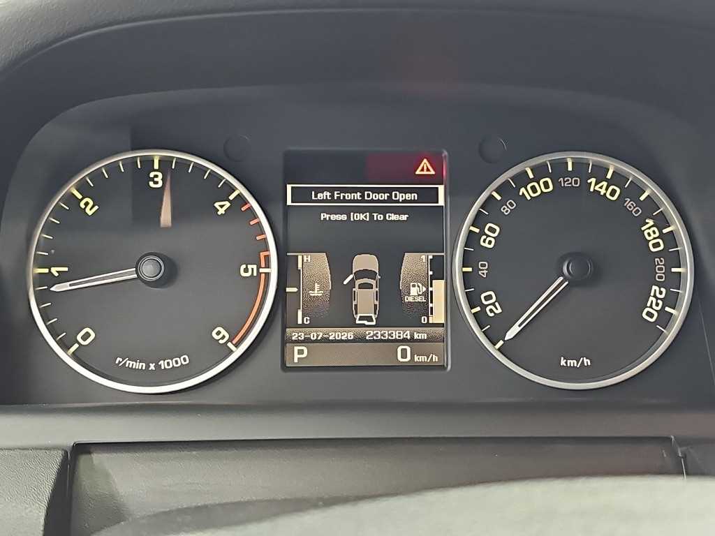 Land Rover Discovery — photo 06