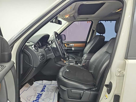 Land Rover Discovery — photo 11