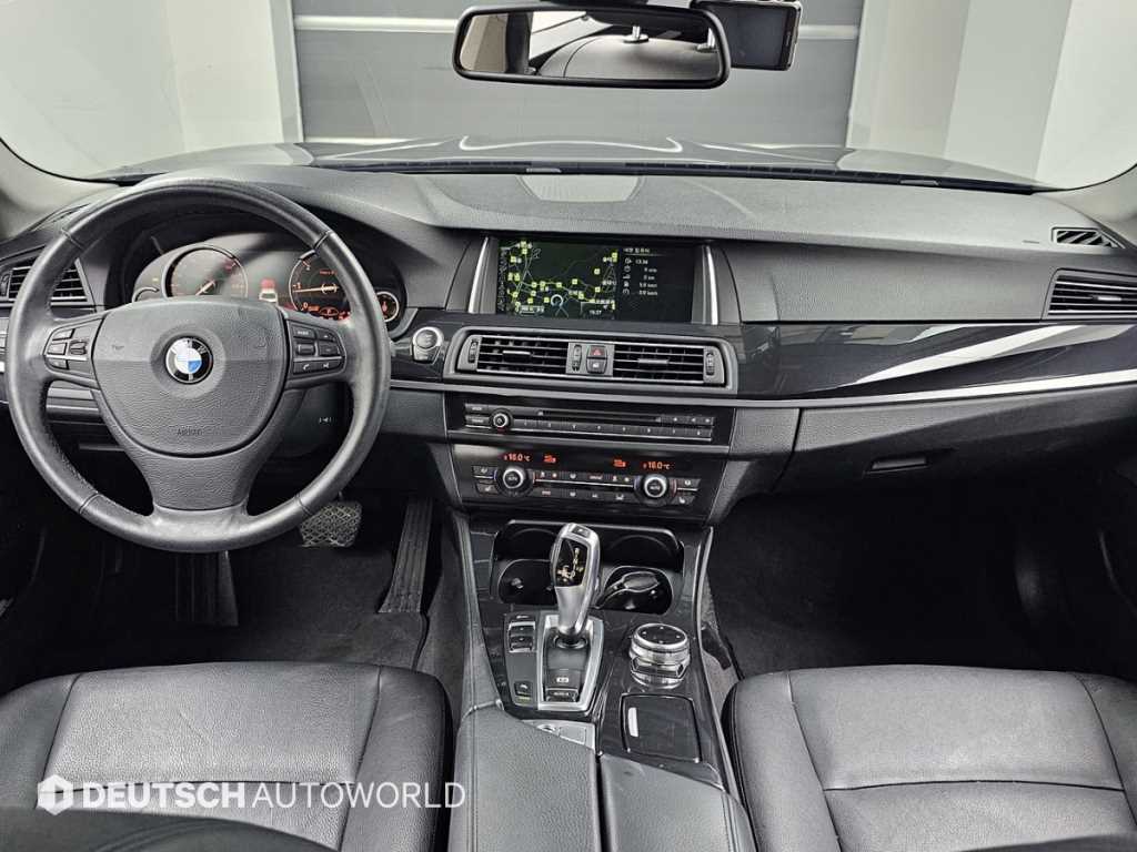 BMW 5-Series — photo 07