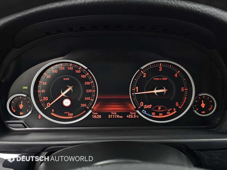 BMW 5-Series — photo 08