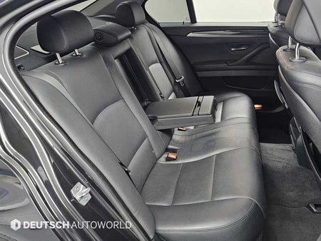 BMW 5-Series — photo 12