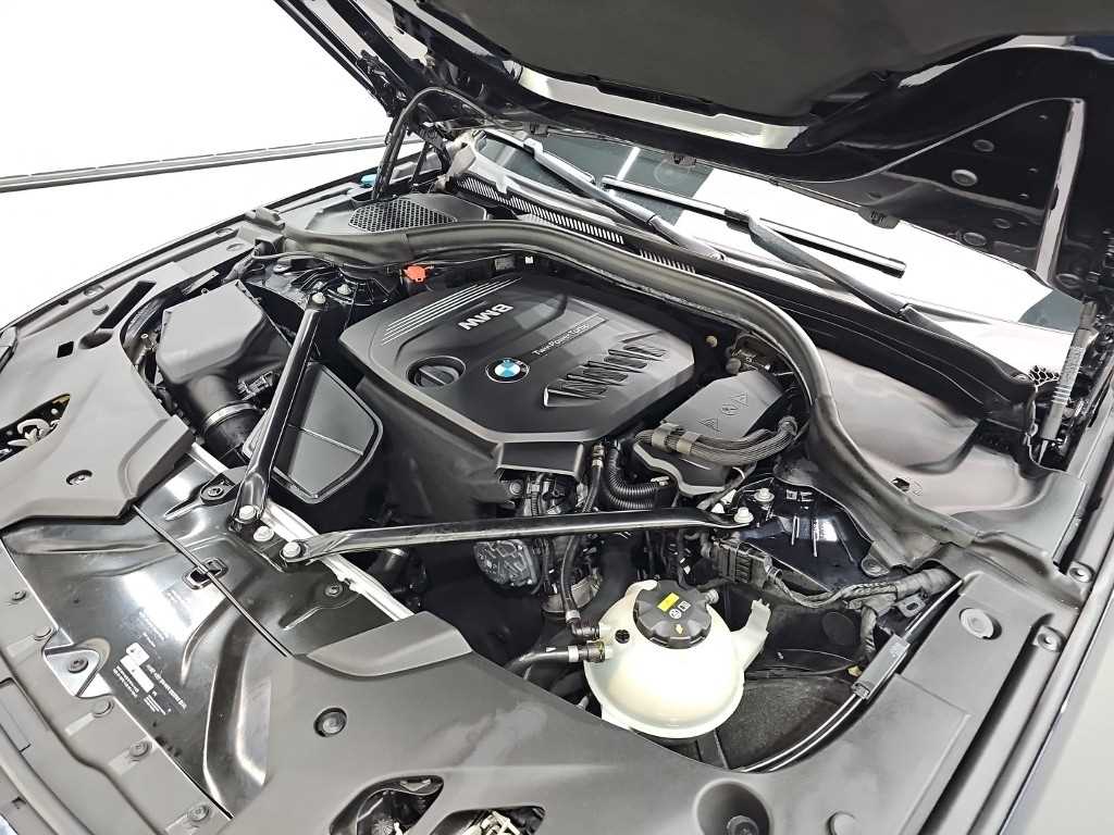 BMW 5-Series — photo 05