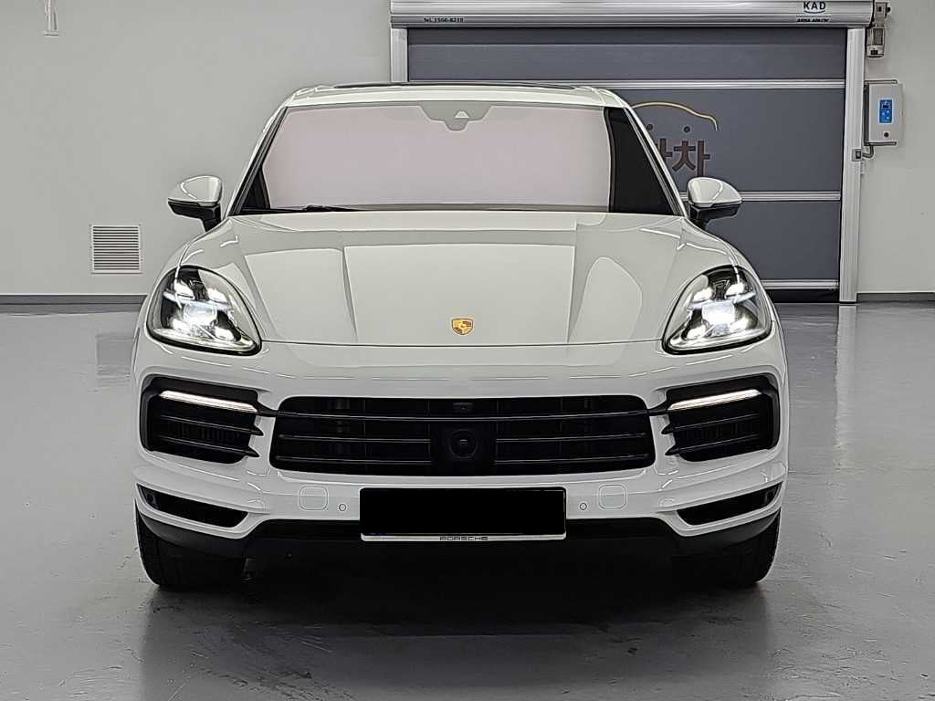Porsche Cayenne — photo 02