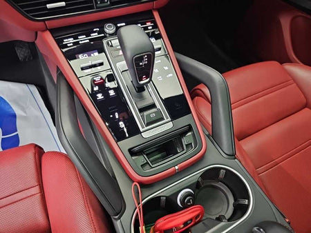 Porsche Cayenne — photo 08