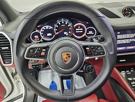 Porsche Cayenne — photo 09