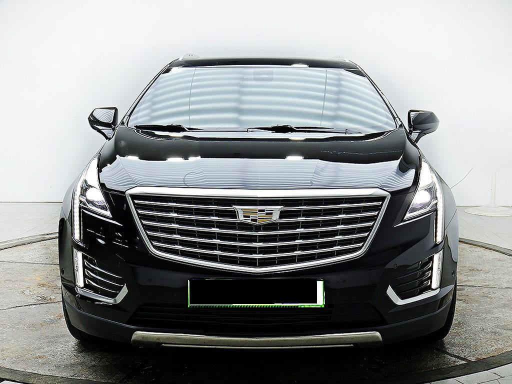 Cadillac XT5 — photo 01