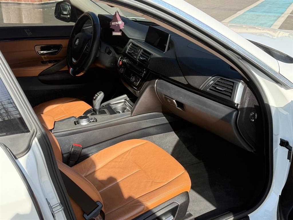 BMW 4-Series — photo 07