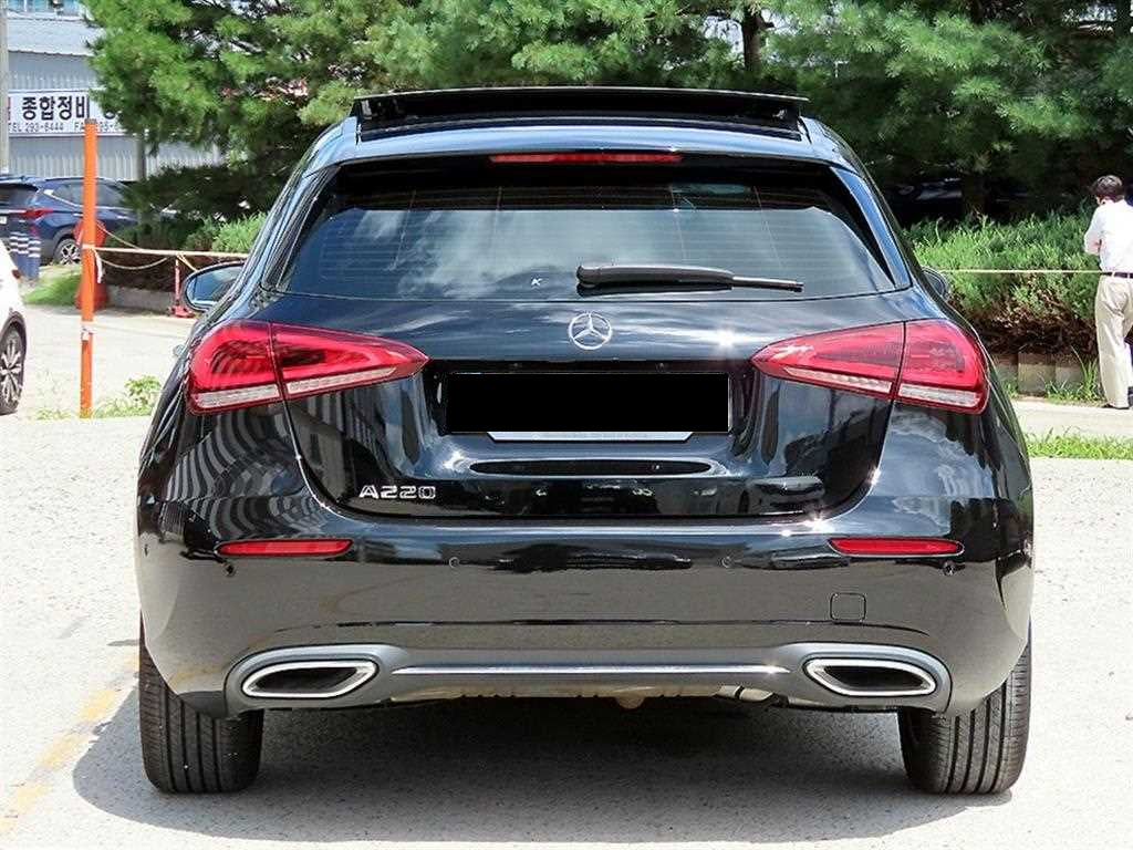 Mercedes-Benz A-Class — photo 04