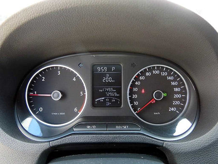 Volkswagen Polo — photo 09