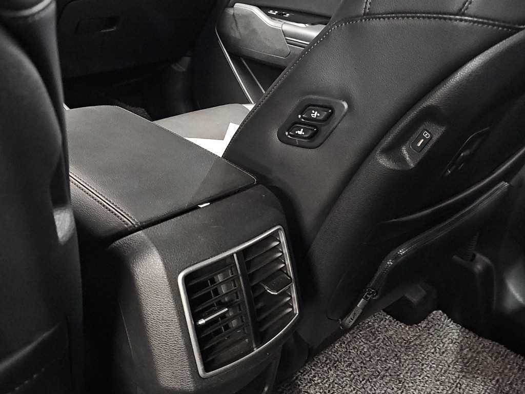 Kia Sportage — photo 14