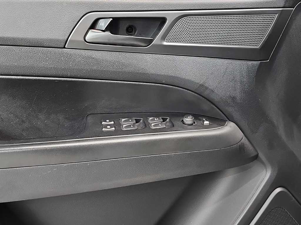 KGM Rexton — photo 15