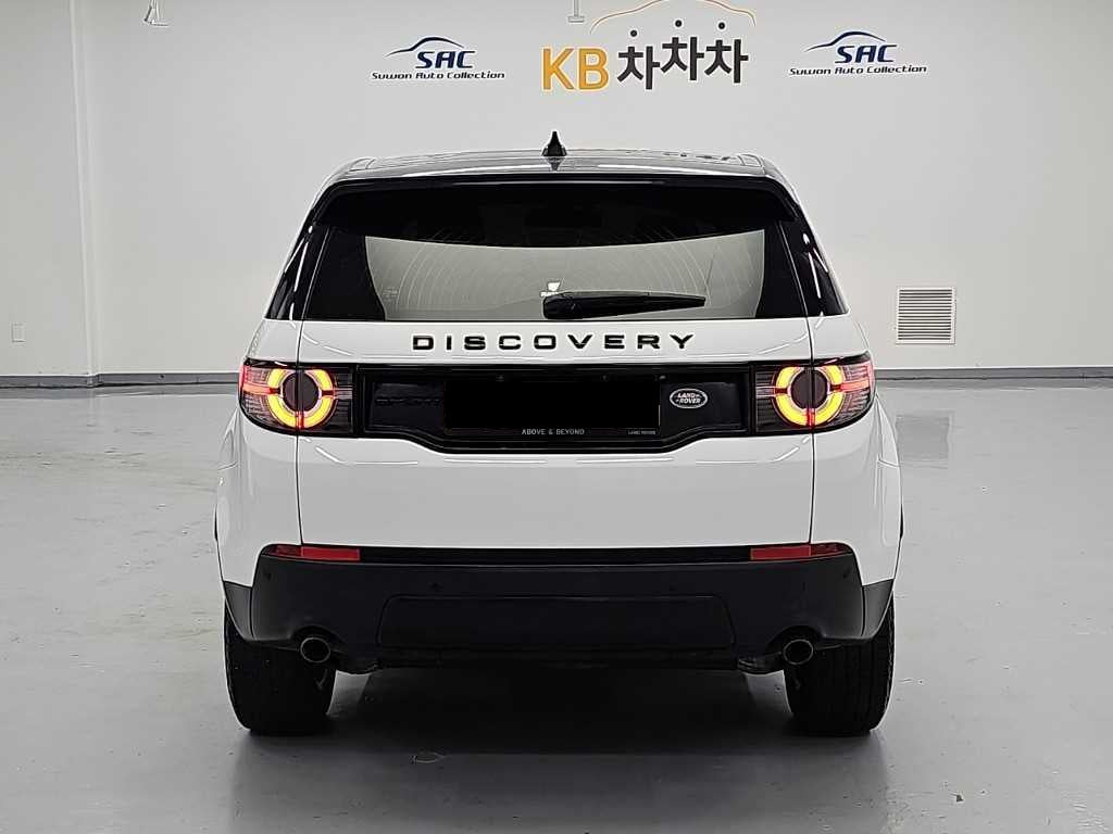 Land Rover Discovery Sport — photo 03