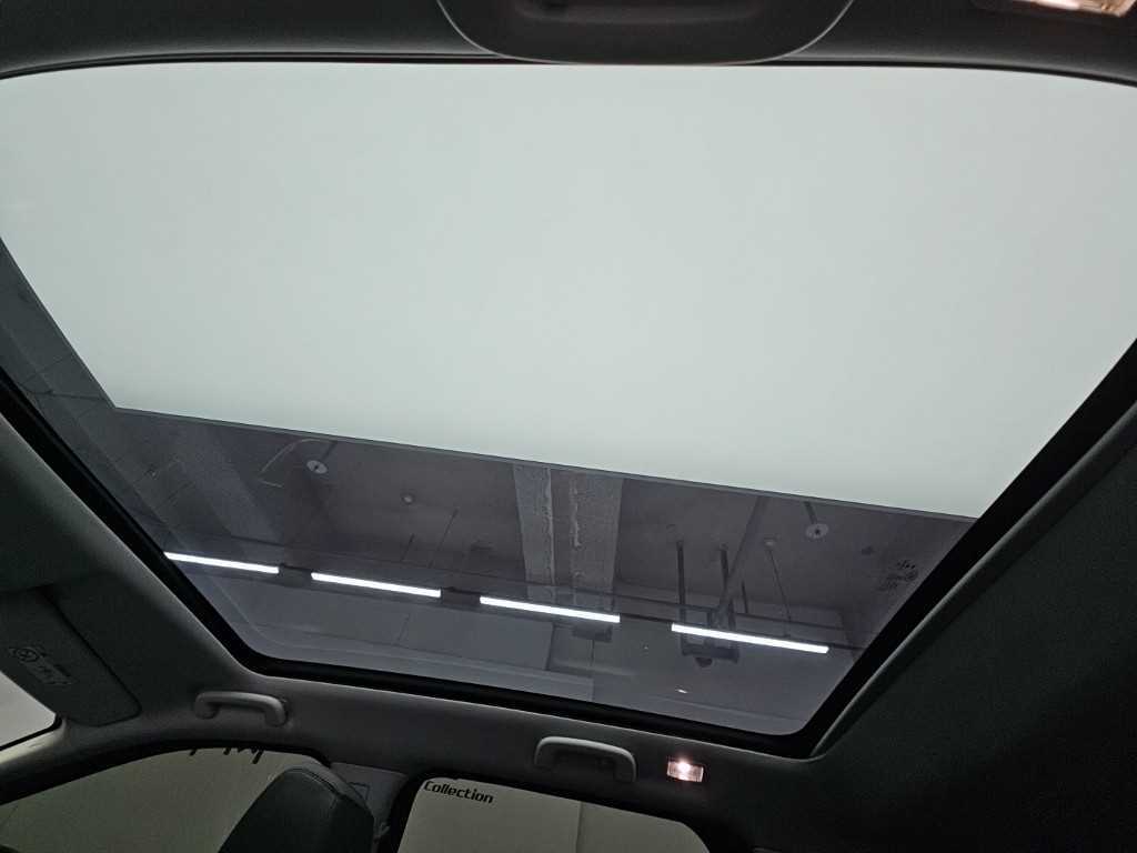 Land Rover Discovery Sport — photo 13