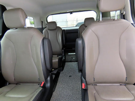 Kia Carnival — photo 07
