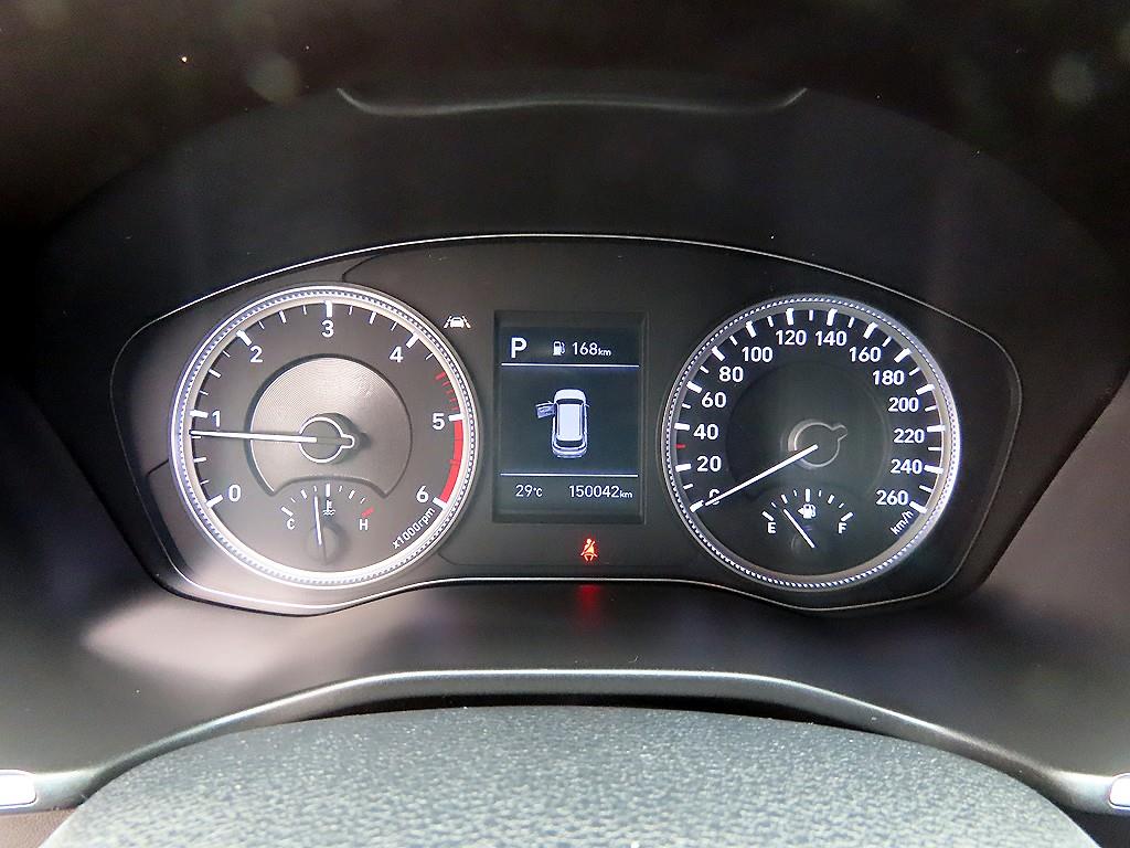 Hyundai Santafe — photo 09