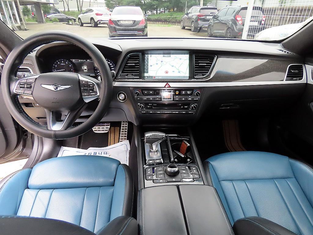 Genesis G80 — photo 07