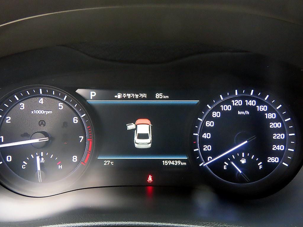 Genesis G80 — photo 09