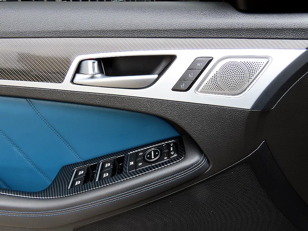 Genesis G80 — photo 12