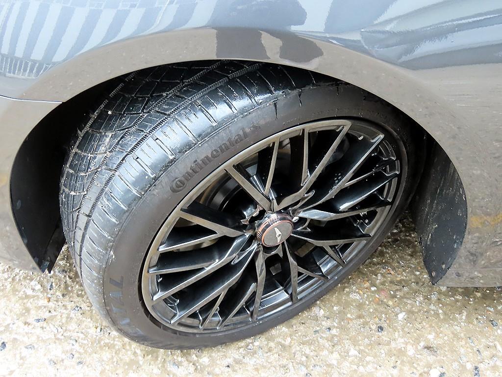 Genesis G80 — photo 20