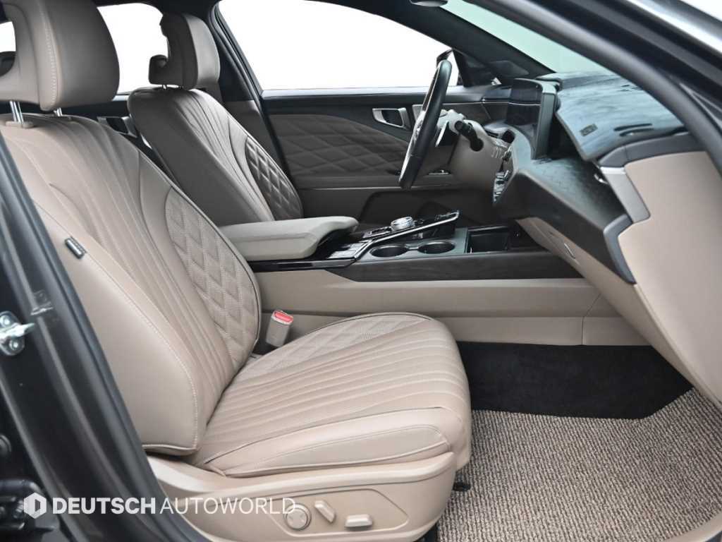 Kia K8 — photo 10