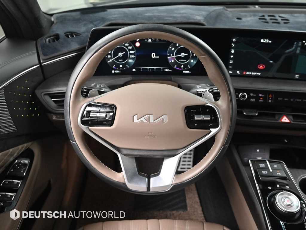 Kia K8 — photo 13