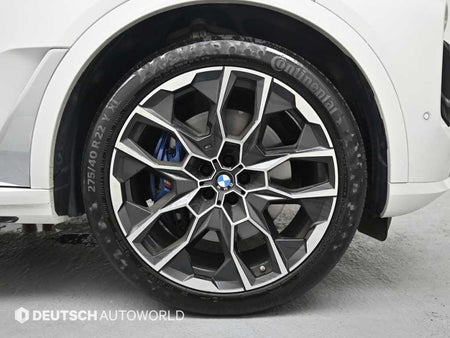 BMW X7 — photo 05