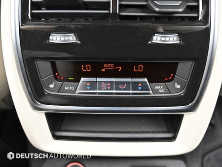 BMW X7 — photo 16