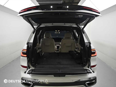 BMW X7 — photo 19