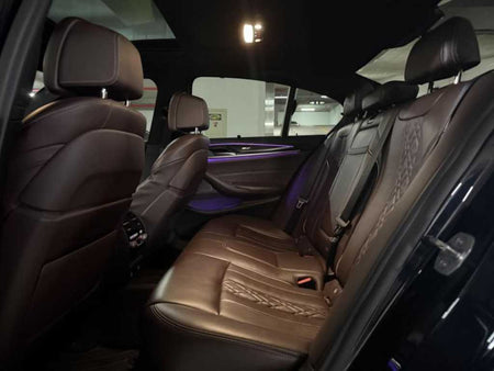 BMW 5-Series — photo 09