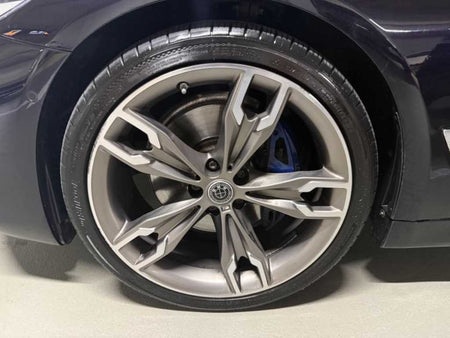 BMW 5-Series — photo 19