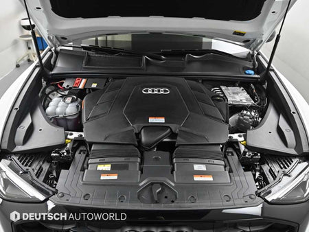 Audi Q8 — photo 06
