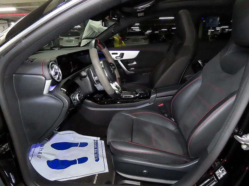 Mercedes-Benz CLA-Class — photo 06