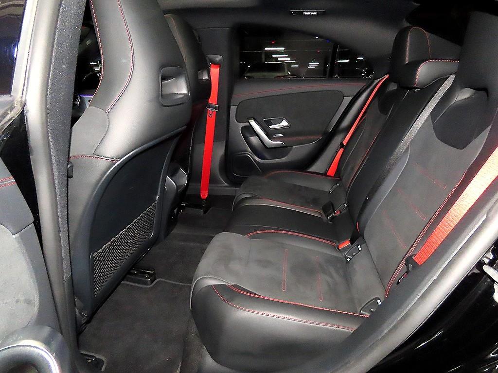 Mercedes-Benz CLA-Class — photo 07