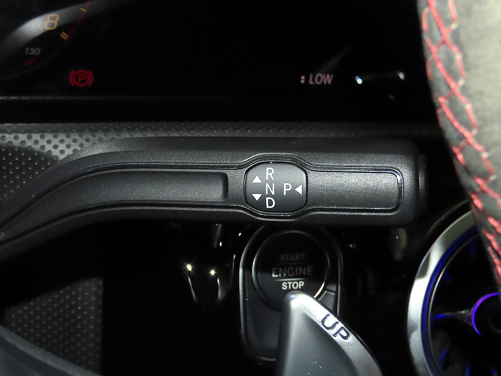 Mercedes-Benz CLA-Class — photo 13