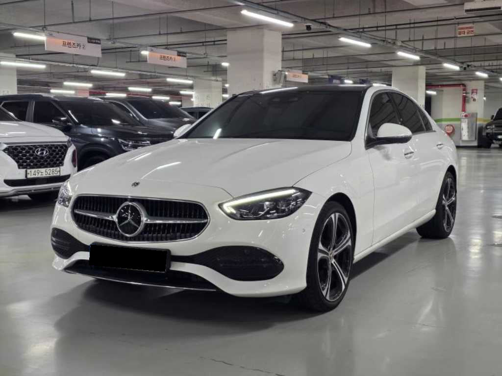 Mercedes-Benz C-Class — photo 01