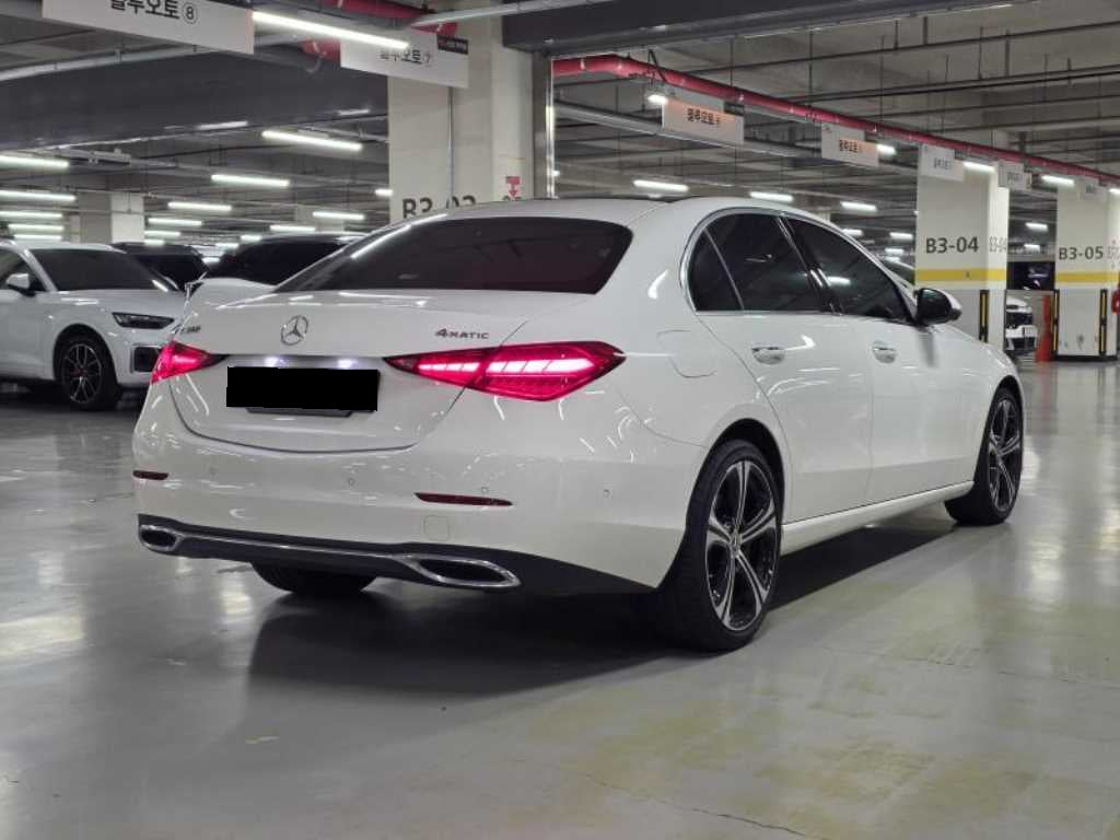Mercedes-Benz C-Class — photo 04