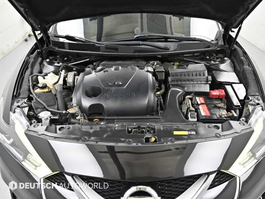 Nissan Maxima — photo 06