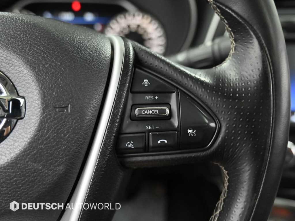 Nissan Maxima — photo 18